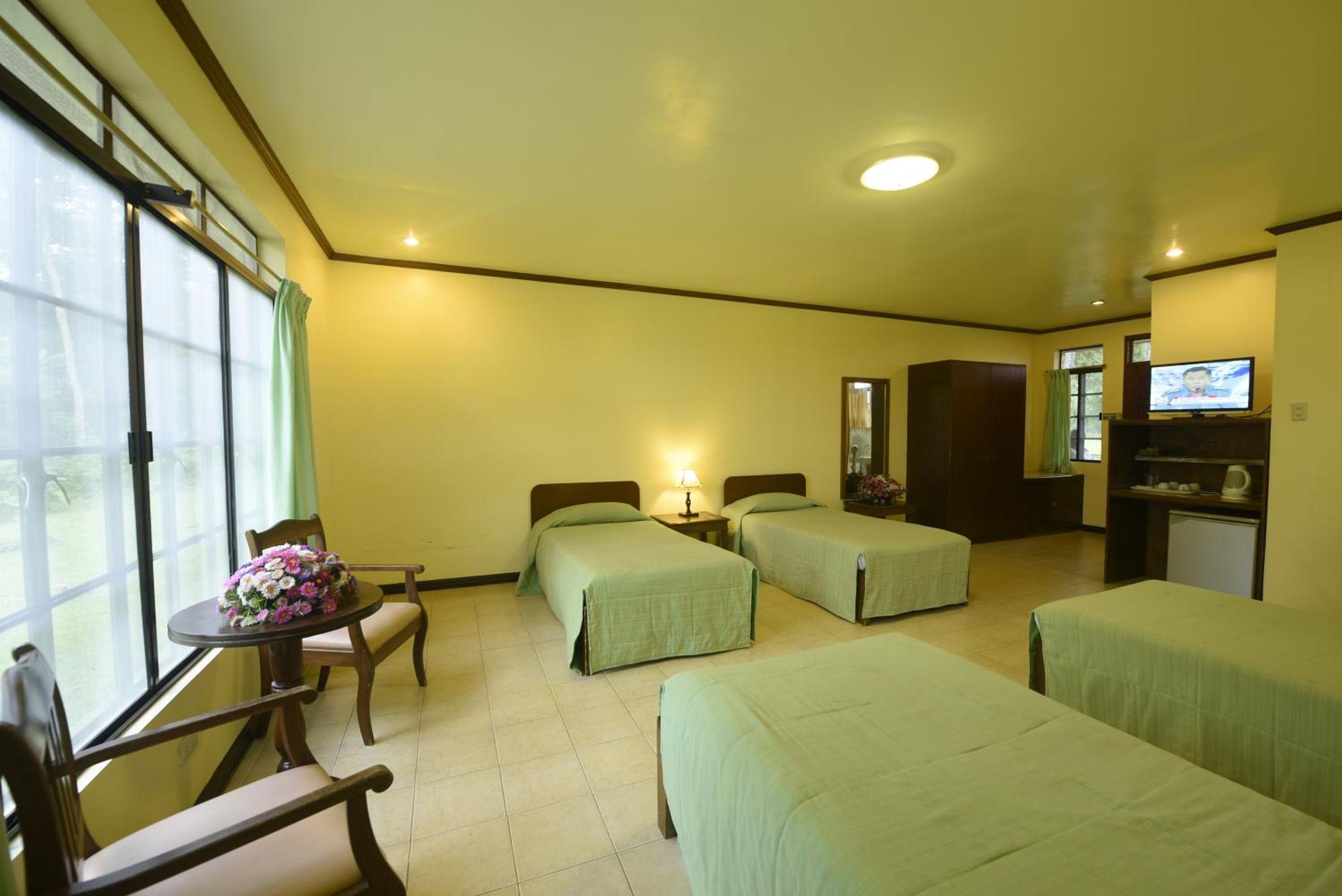 Eden Nature Park And Resort Davao Екстер'єр фото